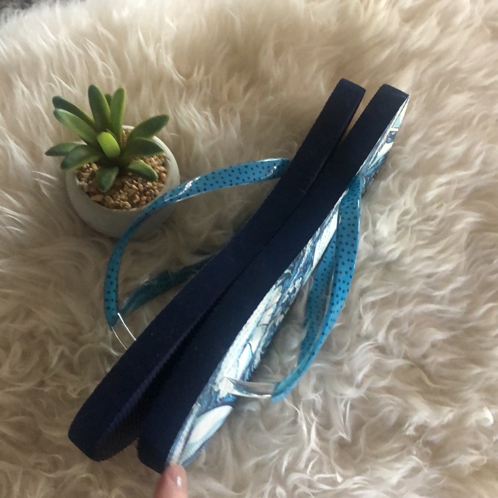 ⚓️VERA BRADLEY⛵️🏝️🐚Beachy Nautical 7-8 FLIP FLOPS 🏖️EUC 🐚 - Picture 5 of 6